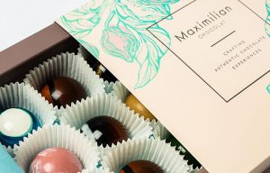 cutie cu praline asortate